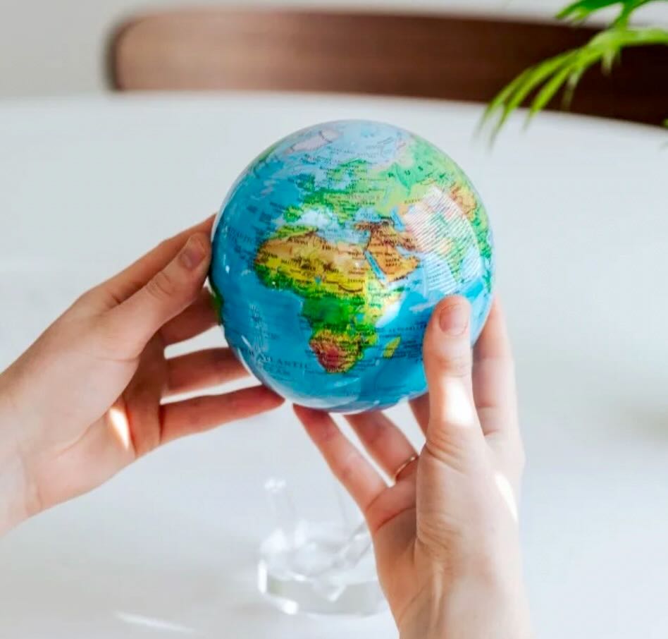 Mova Globe Relief Topografie selbstdrehender Globus