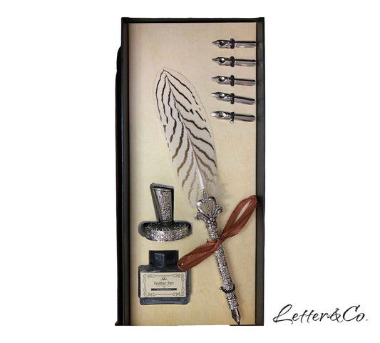 Kalligrafie Set Feder natur mit Tintenfass und Ständer in Geschenkbox