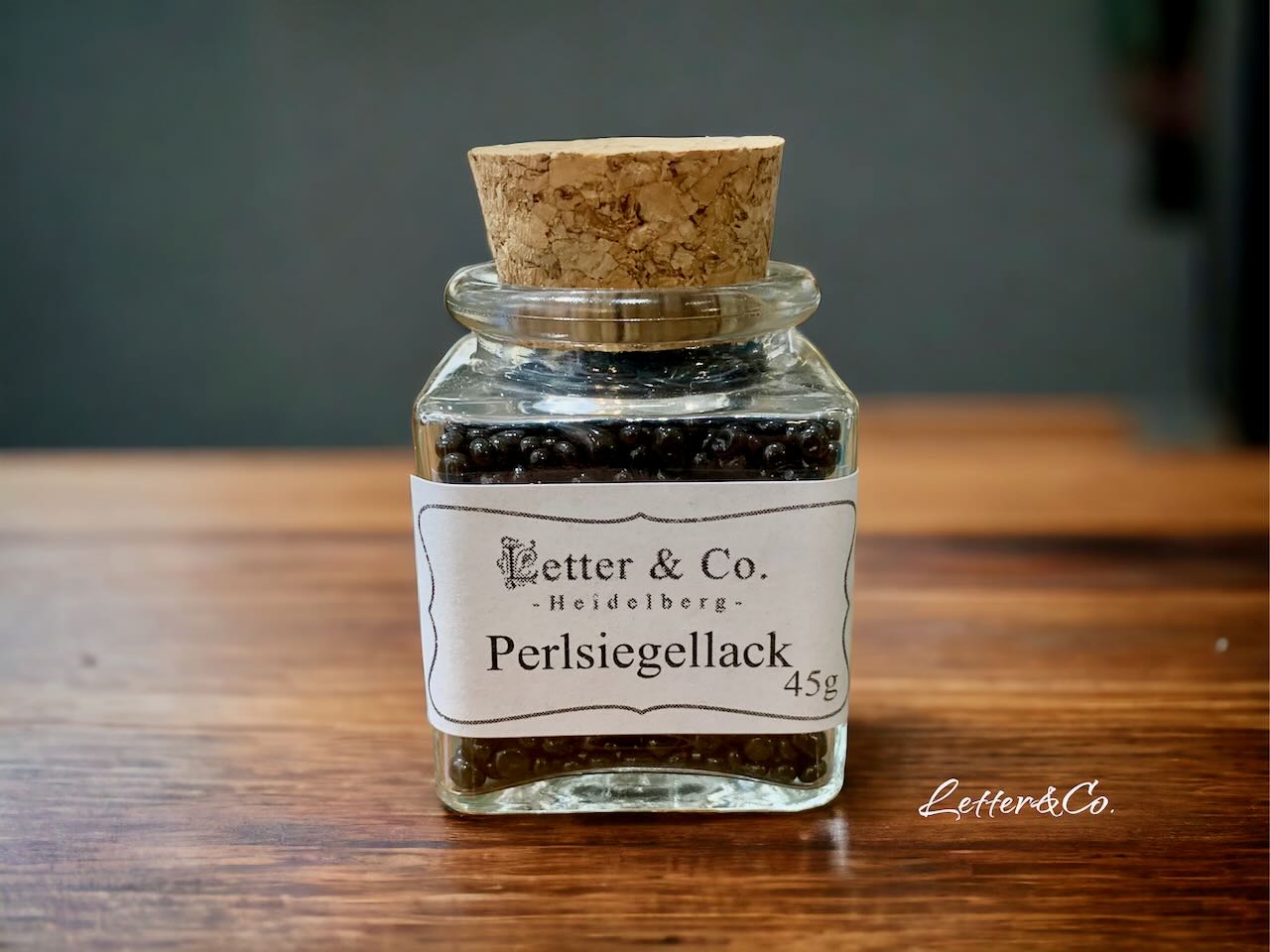 Siegellack Perlen 45g im Glas schwarz